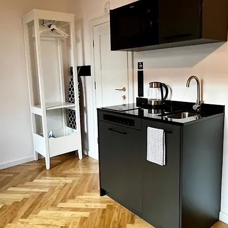 Old Town Jacuzzi - Wymeldowanie Do 13