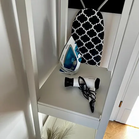 Old Town Jacuzzi - Wymeldowanie Do 13 Lägenhet *